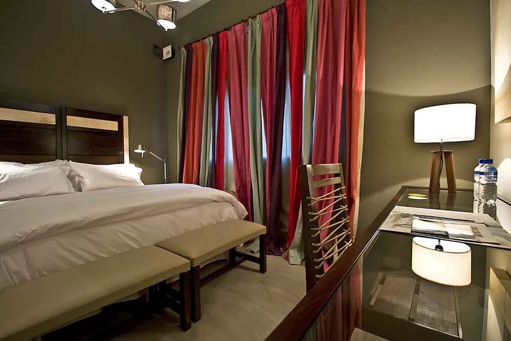 Chambre design de l’hôtel Huacalera en Argentine