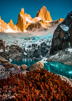 Lever du soleil dans la lagune de Sucia au Cerro Fitz Roy en Argentine