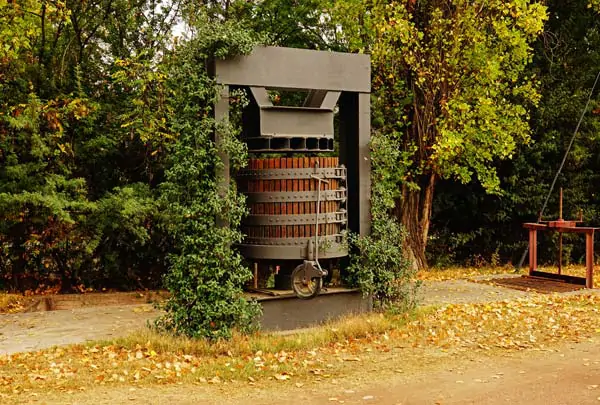 Pressoir à raisins d'un vignoble de Mendoza dans la province de Cuyo