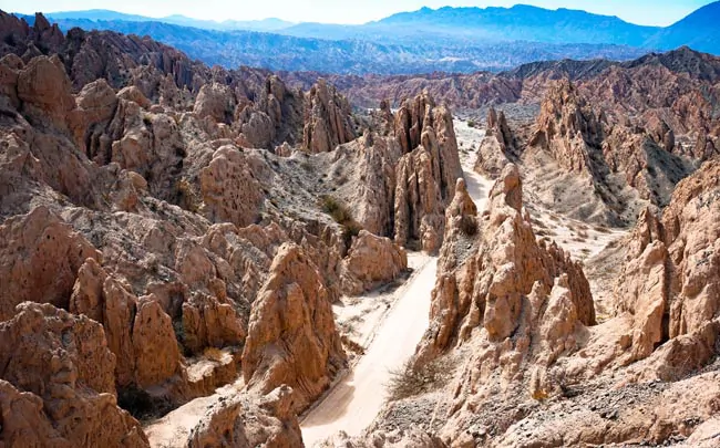 La Quebrada de las Flechas dans les vallées Calchaquies en Argentine