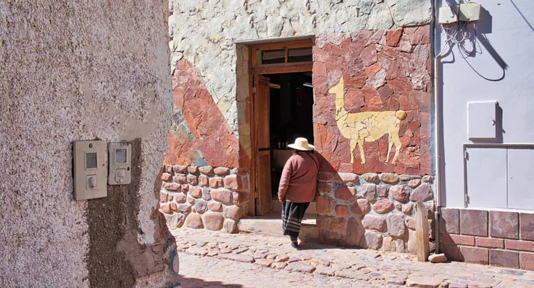 Rues pittoresques du village de Humahuaca en Argentine