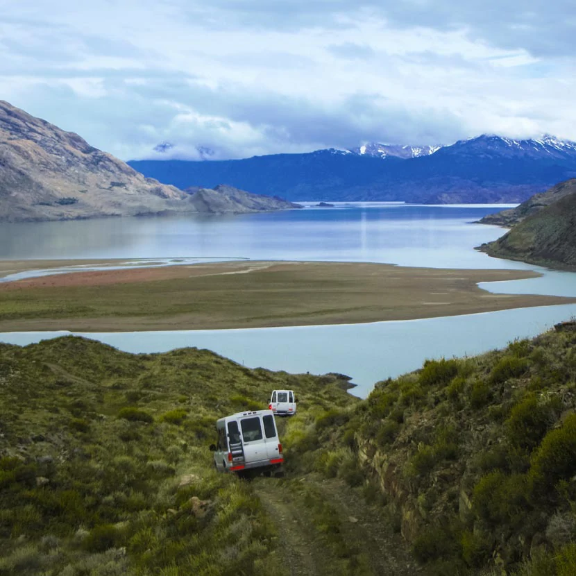 4x4 sur les rives du Lago Argentino