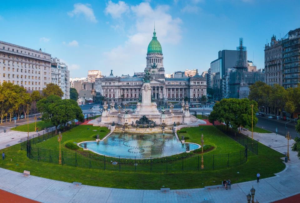 Empanada et Choripán dans le centre historique de Buenos Aires